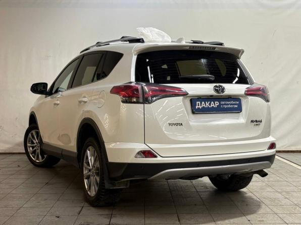 Toyota RAV4 IV (XA40) Рестайлинг с пробегом 2017 года, цена 2 420 000 рублей, 117500 км, внедорожник, Автокод Объявления