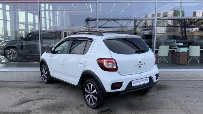 Renault Sandero II Рестайлинг с пробегом 2021 года, цена 1 180 000 рублей, 77797 км, хэтчбек, Автокод Объявления