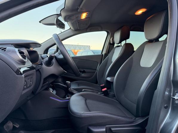 Renault Kaptur I Рестайлинг с пробегом 2021 года, цена 1 525 000 рублей, 112000 км, внедорожник, Автокод Объявления