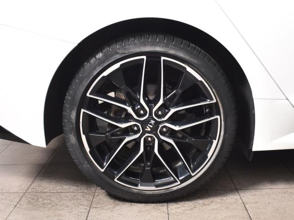 Kia K5 III с пробегом 2020 года, цена 2 724 995 рублей, 48523 км, седан, Автокод Объявления