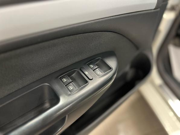 Skoda Octavia II (A5) Рестайлинг с пробегом 2011 года, цена 658 000 рублей, 254000 км, лифтбек, Автокод Объявления