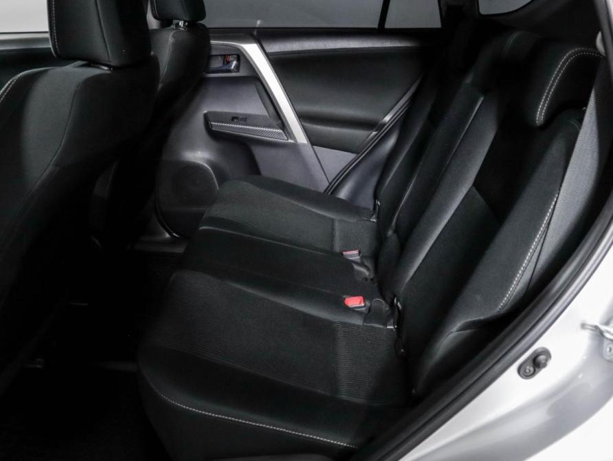 Toyota RAV4 IV (XA40) Москва  - изображение 11