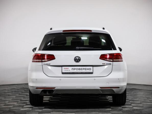 Volkswagen Passat B8 с пробегом 2016 года, цена 1 499 000 рублей, 218920 км, универсал, Автокод Объявления