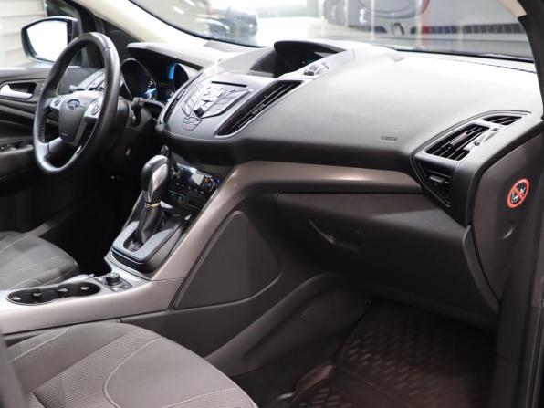 Ford Kuga II с пробегом 2016 года, цена 1 290 000 рублей, 117195 км, внедорожник, Автокод Объявления