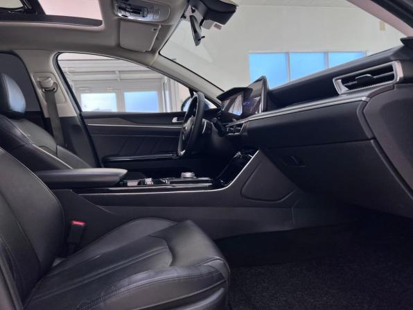 Kia K5 III с пробегом 2020 года, цена 3 050 000 рублей, 66211 км, седан, Автокод Объявления