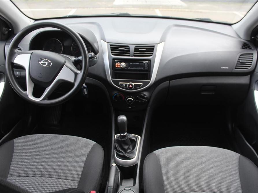 Hyundai Solaris I Липецк  - изображение 15