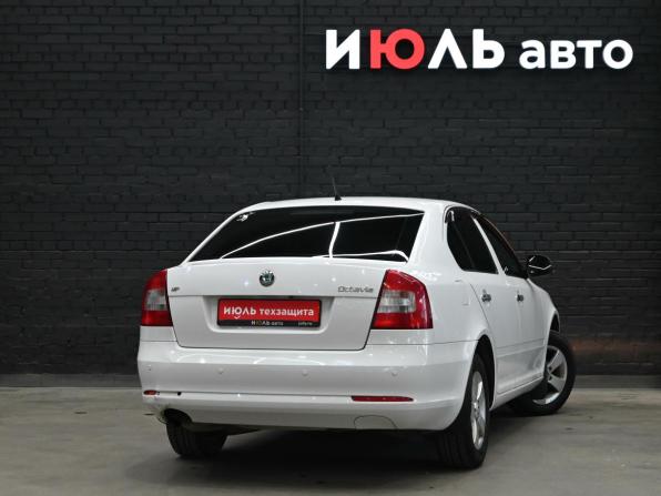 Skoda Octavia II (A5) Рестайлинг с пробегом 2012 года, цена 900 000 рублей, 163153 км, лифтбек, Автокод Объявления