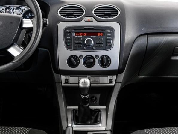 Ford Focus II Рестайлинг с пробегом 2010 года, цена 599 000 рублей, 262054 км, универсал, Автокод Объявления
