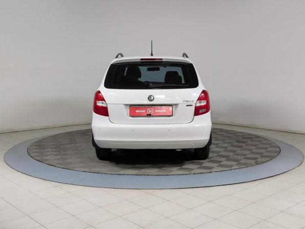 Skoda Fabia II Рестайлинг с пробегом 2011 года, цена 769 900 рублей, 179000 км, универсал, Автокод Объявления