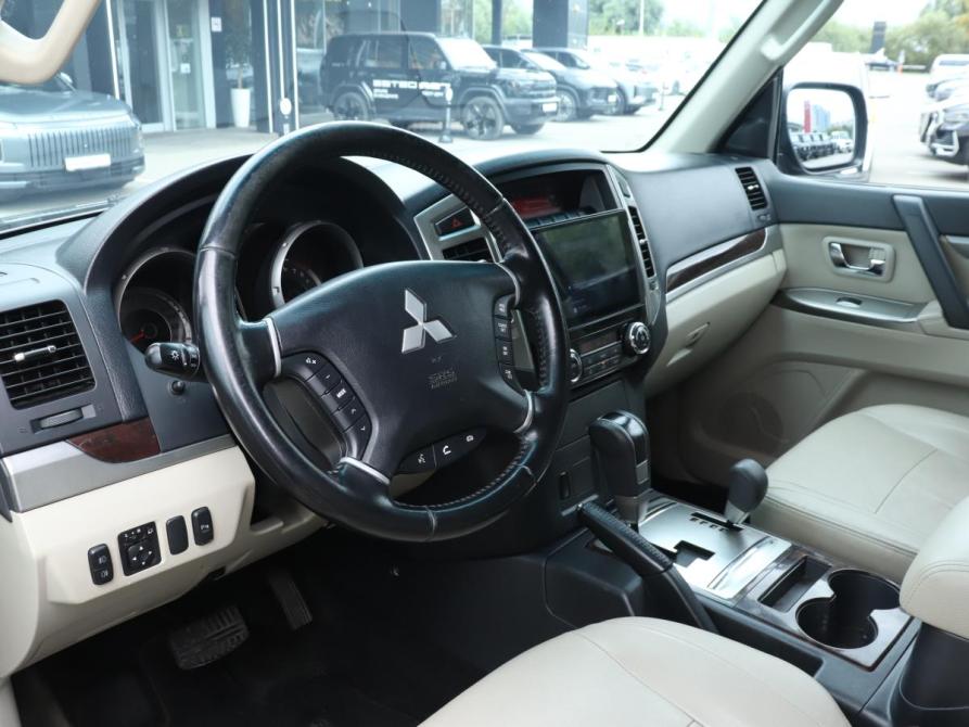 Mitsubishi Pajero IV Рестайлинг 2 Москва  - изображение 13