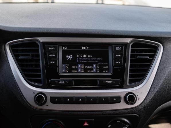 Hyundai Solaris II с пробегом 2018 года, цена 1 480 000 рублей, 49985 км, седан, Автокод Объявления