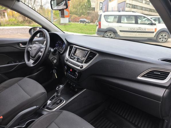 Hyundai Solaris II с пробегом 2019 года, цена 1 675 000 рублей, 23688 км, седан, Автокод Объявления