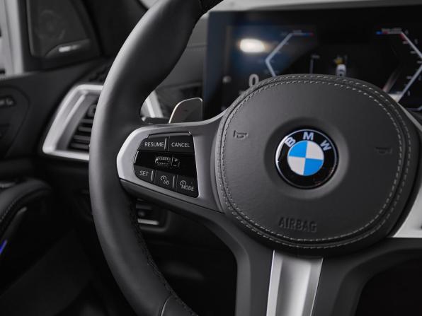 Новый BMW X7 I (G07) Рестайлинг 2025 года, цена 18 000 000 рублей, внедорожник, Автокод Объявления