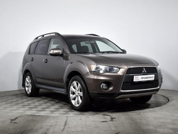 Mitsubishi Outlander II Рестайлинг с пробегом 2011 года, цена 754 000 рублей, 296186 км, внедорожник, Автокод Объявления