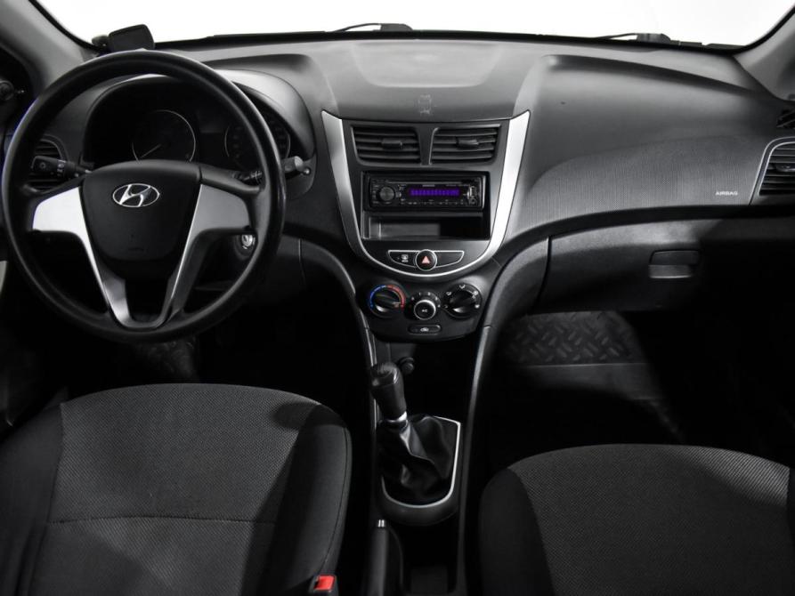 Hyundai Solaris I Санкт-Петербург  - изображение 15