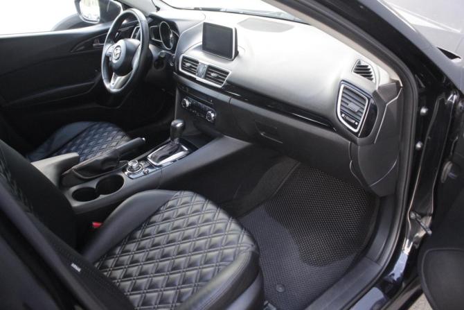 Mazda 3 III (BM) с пробегом 2014 года, цена 1 350 000 рублей, 197462 км, седан, Автокод Объявления