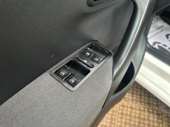 Volkswagen Polo V с пробегом 2012 года, цена 695 000 рублей, 221446 км, седан, Автокод Объявления