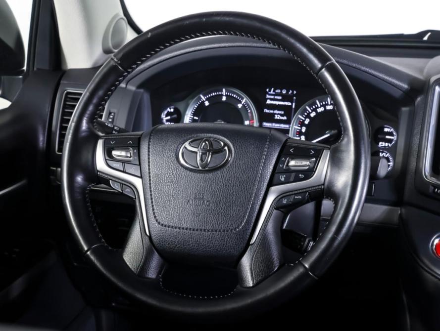 Toyota Land Cruiser 200 Series Рестайлинг 2 Москва  - изображение 13