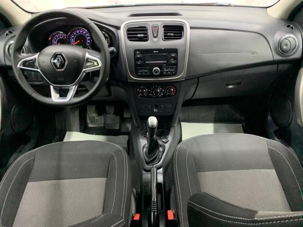 Renault Sandero II Рестайлинг с пробегом 2021 года, цена 1 120 000 рублей, 112233 км, хэтчбек, Автокод Объявления