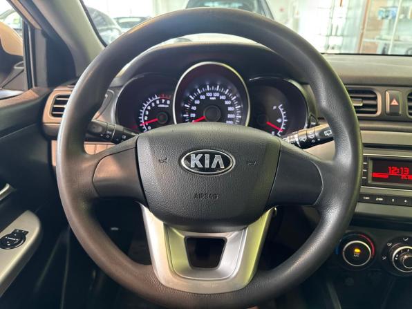 Kia Rio III с пробегом 2014 года, цена 520 000 рублей, 374709 км, хэтчбек, Автокод Объявления