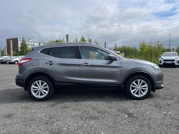 Nissan Qashqai II с пробегом 2017 года, цена 1 860 000 рублей, 108219 км, внедорожник, Автокод Объявления