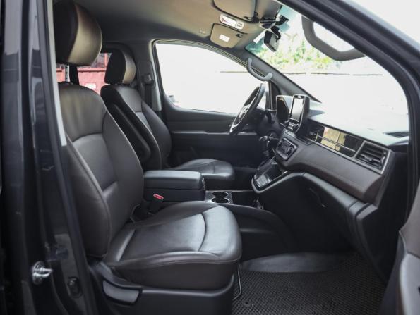 Hyundai Grand Starex I Рестайлинг 2 с пробегом 2018 года, цена 3 599 000 рублей, 89932 км, минивэн, Автокод Объявления