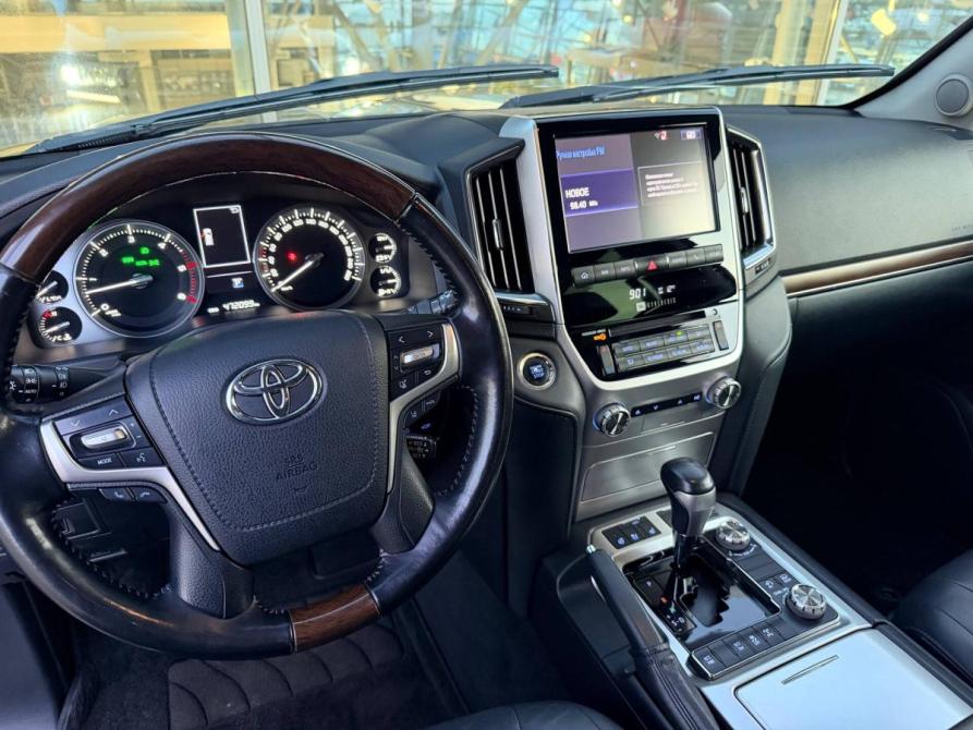 Toyota Land Cruiser 200 Series Рестайлинг 2 Москва  - изображение 8