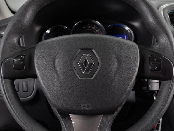 Renault Sandero II с пробегом 2018 года, цена 1 024 558 рублей, 100014 км, хэтчбек, Автокод Объявления