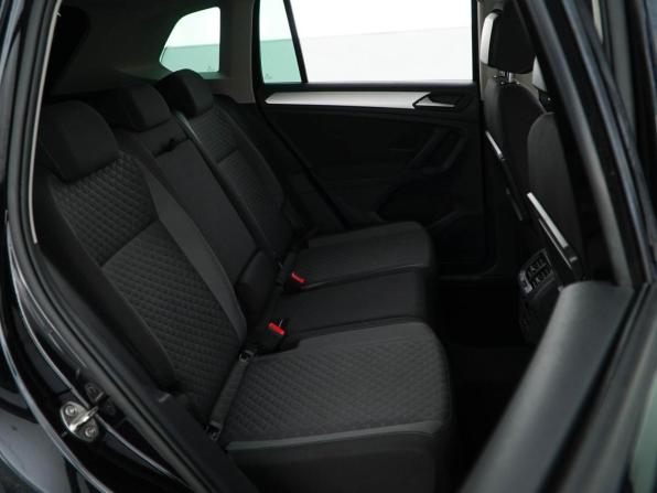 Volkswagen Tiguan II с пробегом 2019 года, цена 2 349 077 рублей, 96734 км, внедорожник, Автокод Объявления