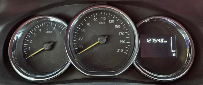 Renault Logan II Рестайлинг с пробегом 2020 года, цена 990 000 рублей, 127547 км, седан, Автокод Объявления