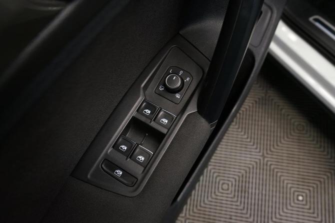 Volkswagen Tiguan II с пробегом 2019 года, цена 2 393 000 рублей, 144000 км, внедорожник, Автокод Объявления