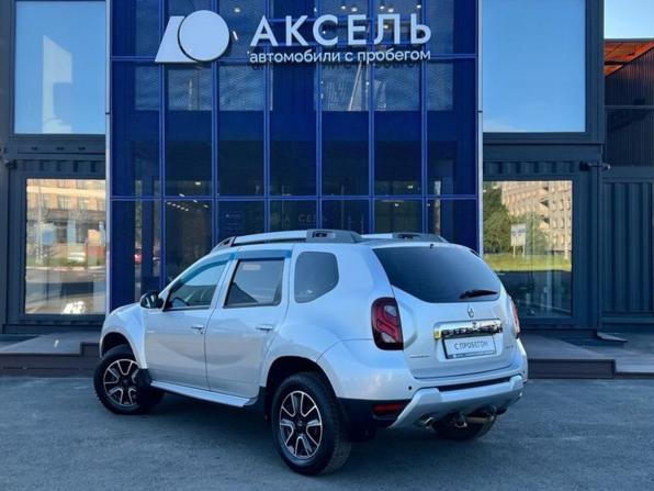 Renault Duster I Рестайлинг с пробегом 2017 года, цена 1 235 000 рублей, 155000 км, внедорожник, Автокод Объявления