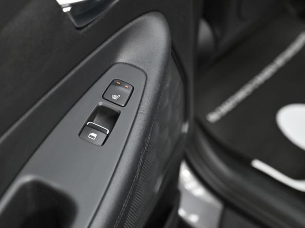 Hyundai Santa Fe IV Рестайлинг с пробегом 2021 года, цена 2 849 000 рублей, 91000 км, внедорожник, Автокод Объявления