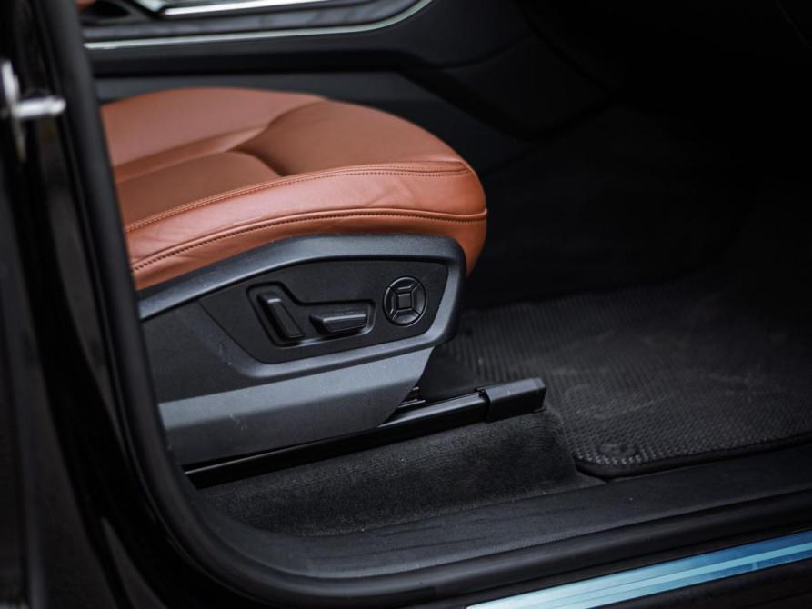 Audi Q8 I (4M) Санкт-Петербург  - изображение 17