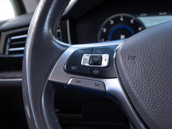 Volkswagen Touareg III с пробегом 2020 года, цена 4 279 000 рублей, 151679 км, внедорожник, Автокод Объявления