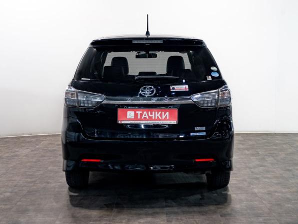Toyota Wish II Рестайлинг с пробегом 2015 года, цена 1 685 000 рублей, 81000 км, минивэн, Автокод Объявления