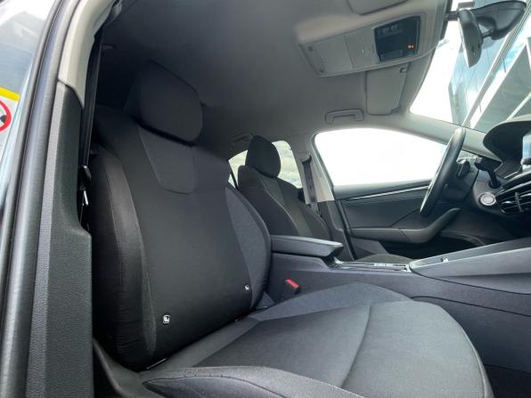 Skoda Octavia IV (A8) с пробегом 2021 года, цена 2 300 000 рублей, 83420 км, лифтбек, Автокод Объявления