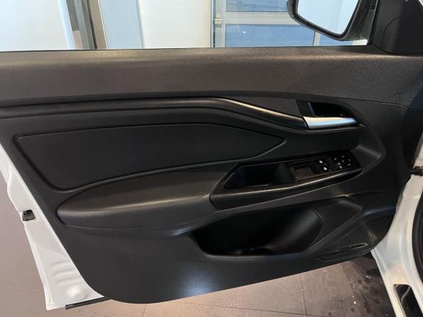 Lada (ВАЗ) Vesta I с пробегом 2018 года, цена 650 000 рублей, 301860 км, седан, Автокод Объявления