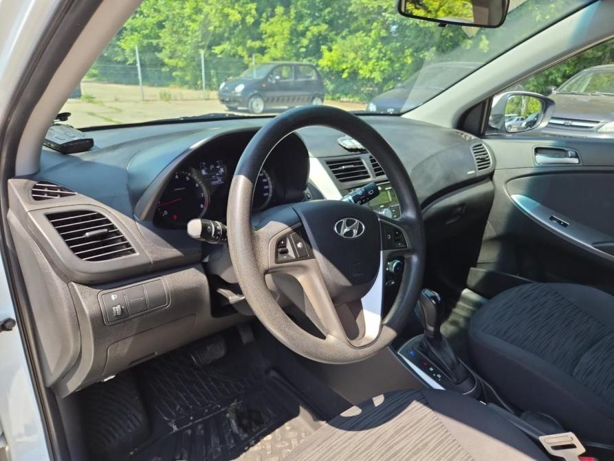 Hyundai Solaris I Рестайлинг Саратов  - изображение 23