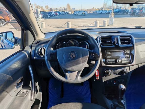 Renault Sandero II с пробегом 2017 года, цена 925 000 рублей, 165115 км, хэтчбек, Автокод Объявления