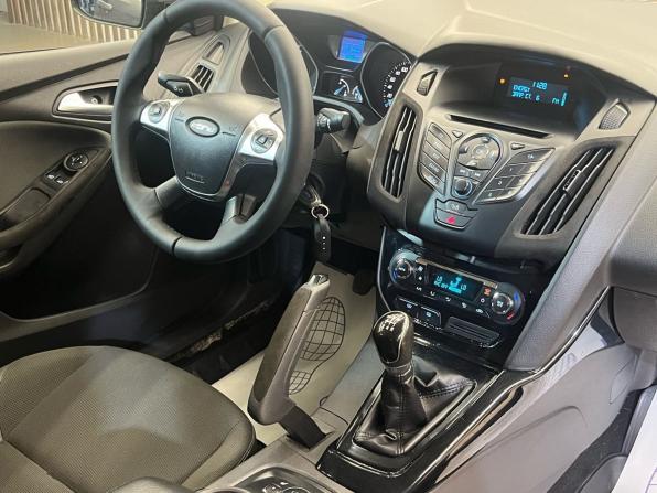 Ford Focus III с пробегом 2012 года, цена 820 000 рублей, 137000 км, седан, Автокод Объявления
