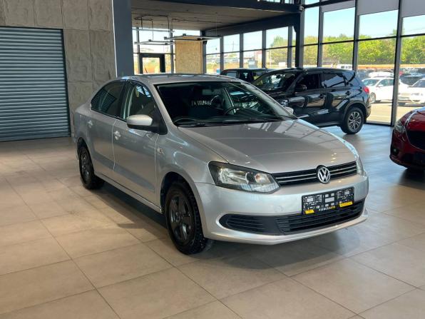 Volkswagen Polo V с пробегом 2012 года, цена 810 000 рублей, 234316 км, седан, Автокод Объявления