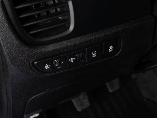 Kia Rio IV с пробегом 2019 года, цена 1 327 000 рублей, 92090 км, седан, Автокод Объявления