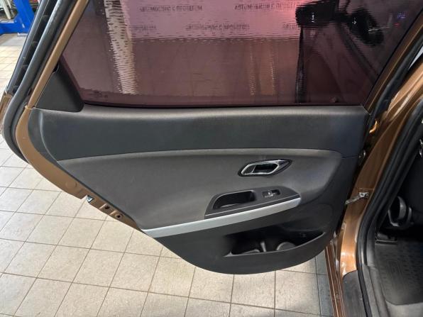 Kia Ceed II Рестайлинг с пробегом 2015 года, цена 879 000 рублей, 102000 км, хэтчбек, Автокод Объявления