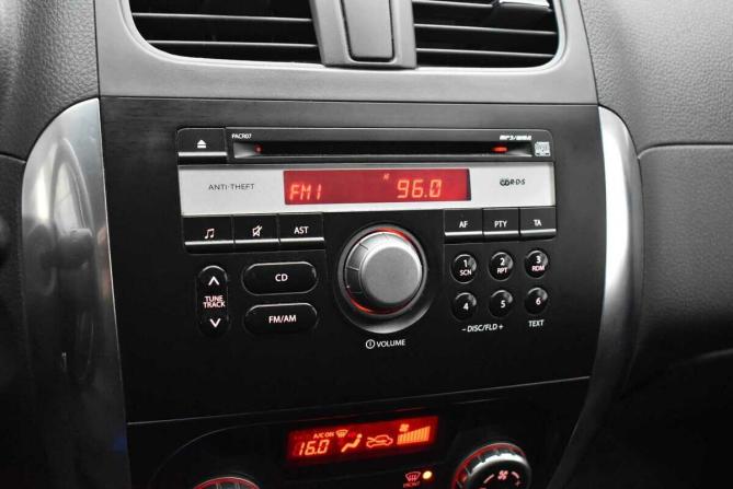 Suzuki SX4 I (Classic) Рестайлинг с пробегом 2010 года, цена 740 000 рублей, 224110 км, седан, Автокод Объявления
