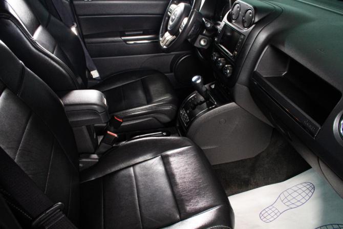 Jeep Compass I Рестайлинг с пробегом 2012 года, цена 1 599 000 рублей, 116000 км, внедорожник, Автокод Объявления