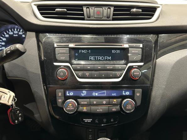 Nissan Qashqai II с пробегом 2016 года, цена 1 249 000 рублей, 221449 км, внедорожник, Автокод Объявления