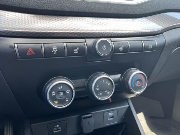 Lada (ВАЗ) Vesta I Рестайлинг (NG) с пробегом 2025 года, цена 1 350 000 рублей, 51451 км, универсал, Автокод Объявления