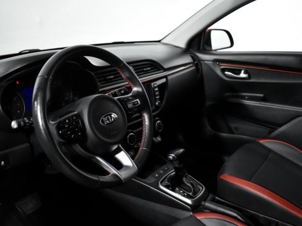 Kia Rio IV с пробегом 2019 года, цена 1 355 000 рублей, 119225 км, седан, Автокод Объявления