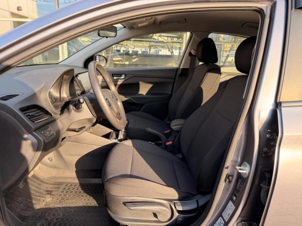 Hyundai Solaris II с пробегом 2020 года, цена 1 414 000 рублей, 52576 км, седан, Автокод Объявления